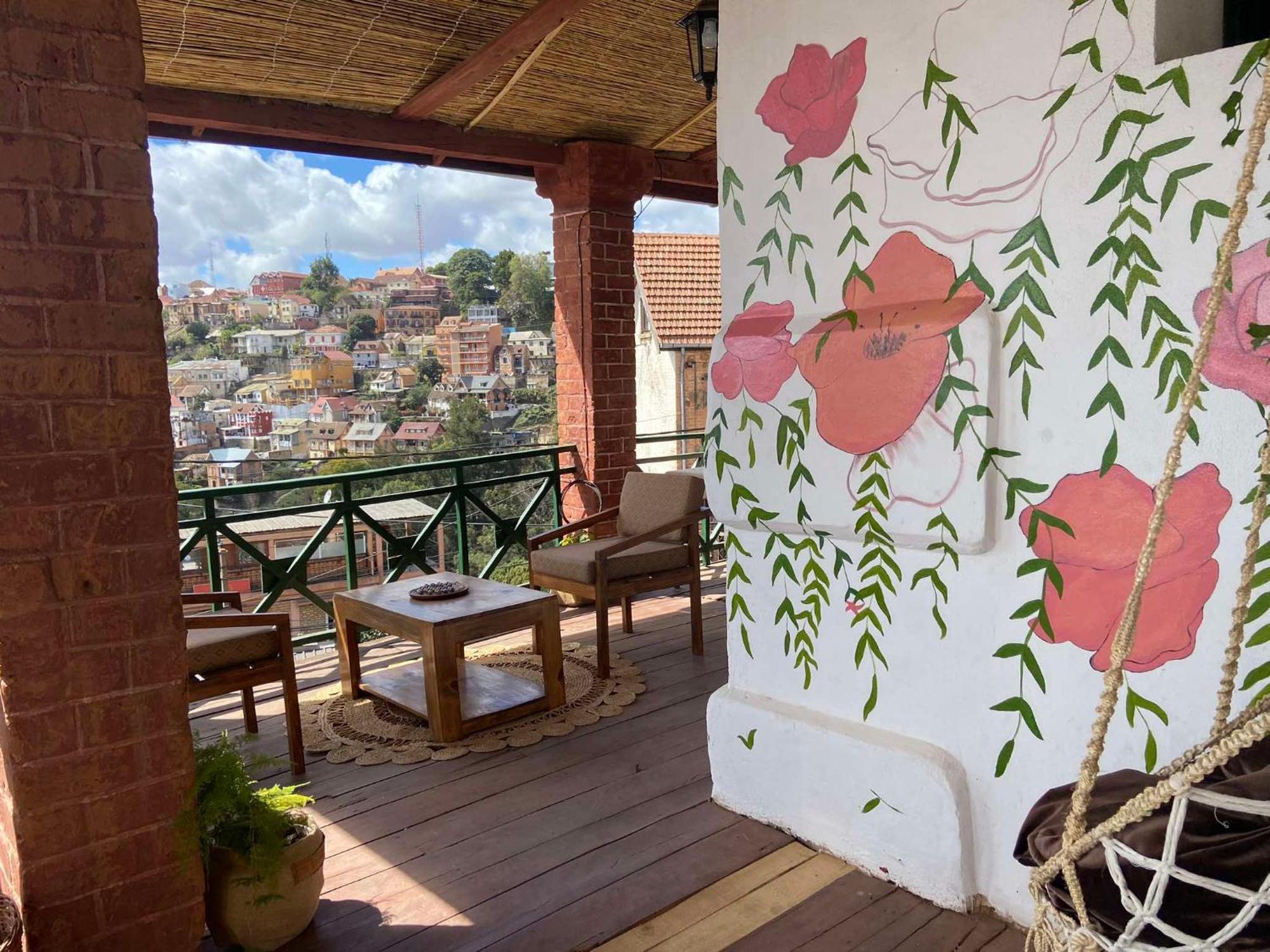 M'Serenity Guest House Antananarivo Bagian luar foto