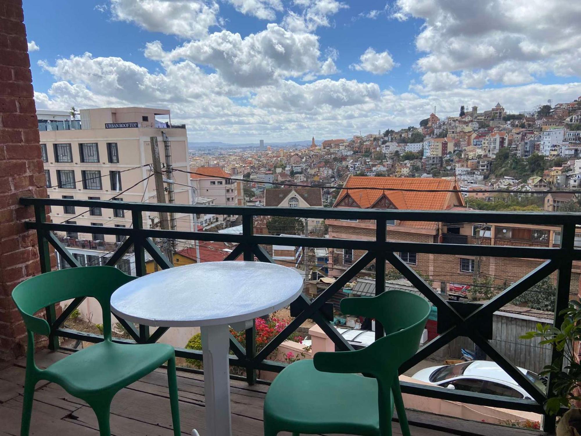 M'Serenity Guest House Antananarivo Bagian luar foto