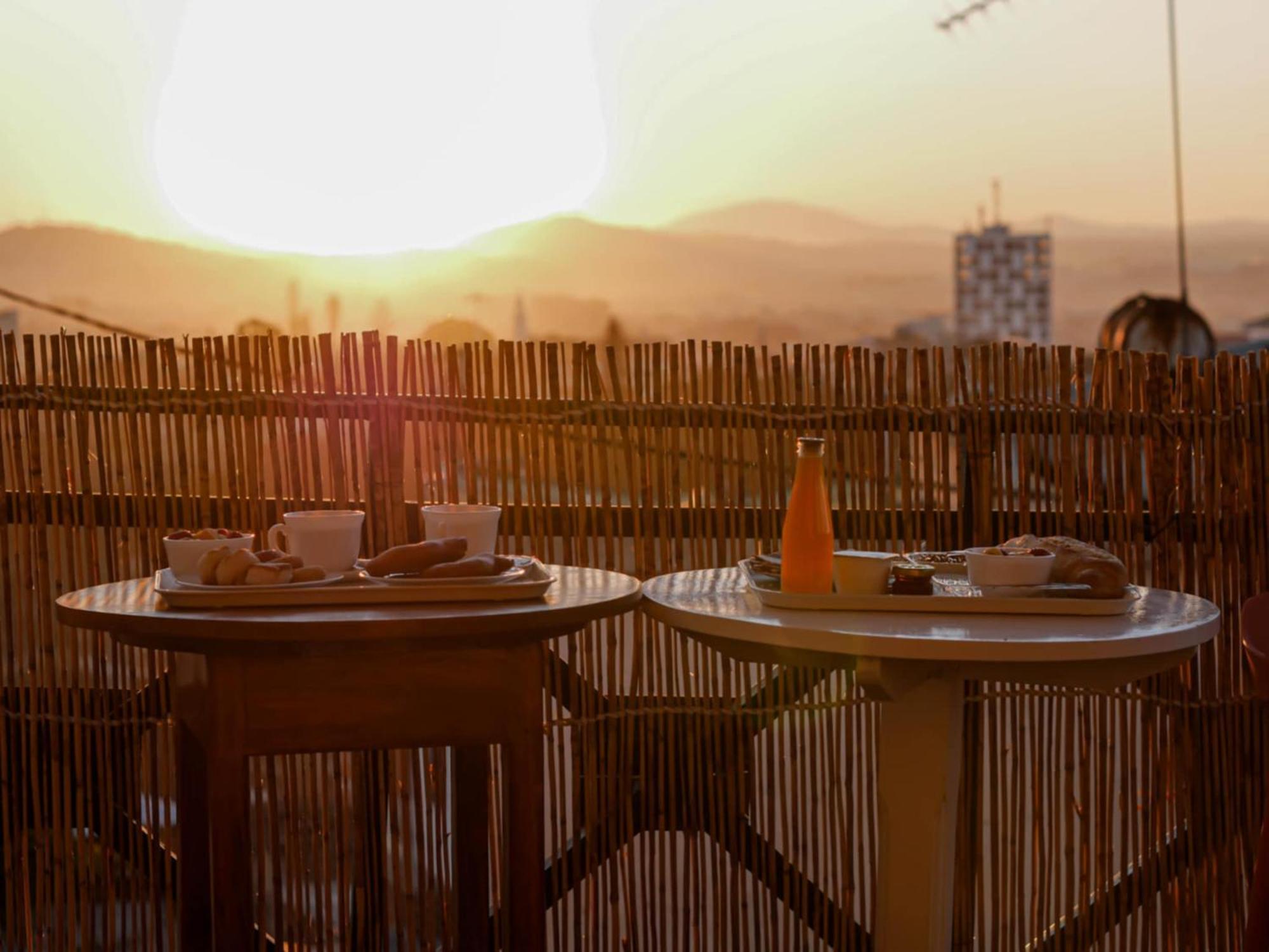 M'Serenity Guest House Antananarivo Ruang foto
